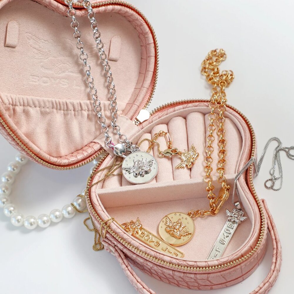 ❤️SOLD❤️ The Luv Aj x Boys Lie Pink Heart Jewelry Case - Picture 10 of 11